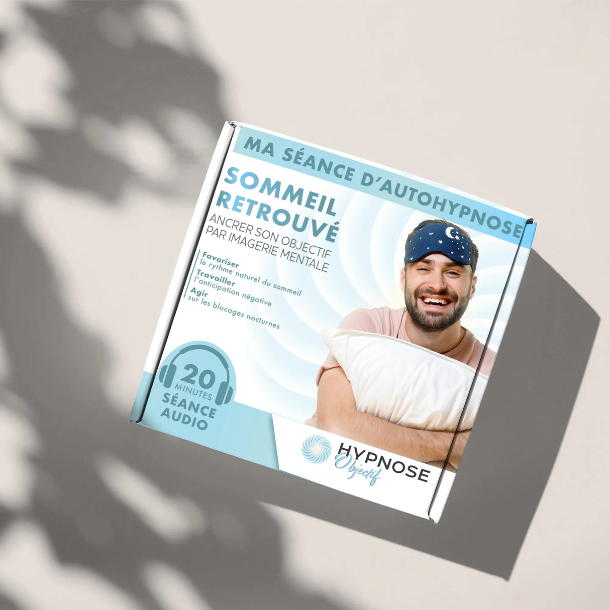 Box Sommeil Retrouvé posée en situation lifestyle sur une table – séance d’auto-hypnose –