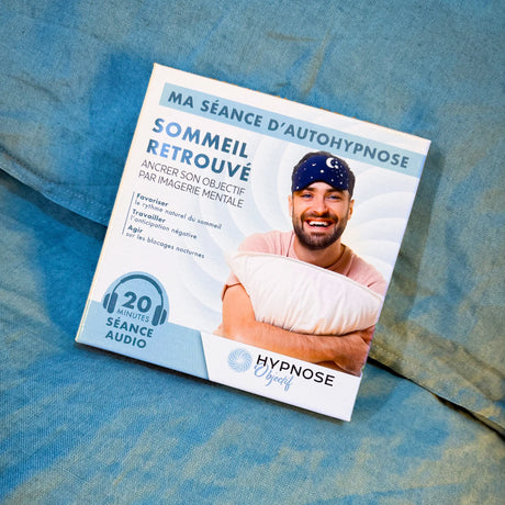 Box Sommeil Retrouvé mise en situation sur un oreiller – séance d’auto-hypnose box HypnoseObjectif